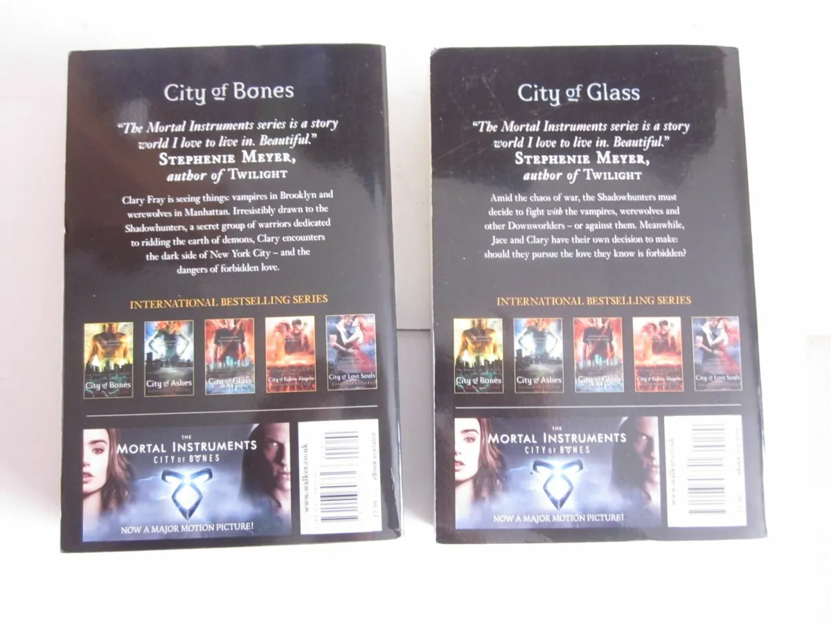 Cassandra Clare Mortal Instruments Book 1&3 - Image 2