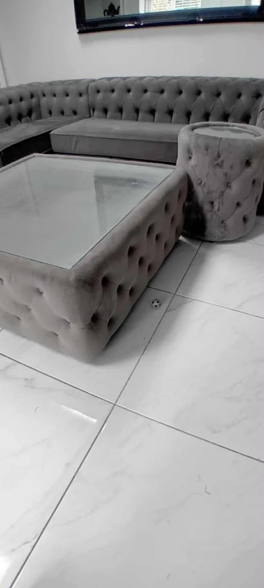 Sofa - Image 4
