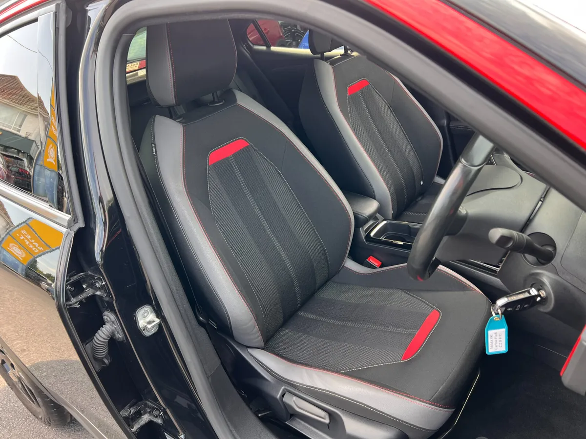Low Kms High Spec 1 Owner 2022 (222) SRI - Image 4