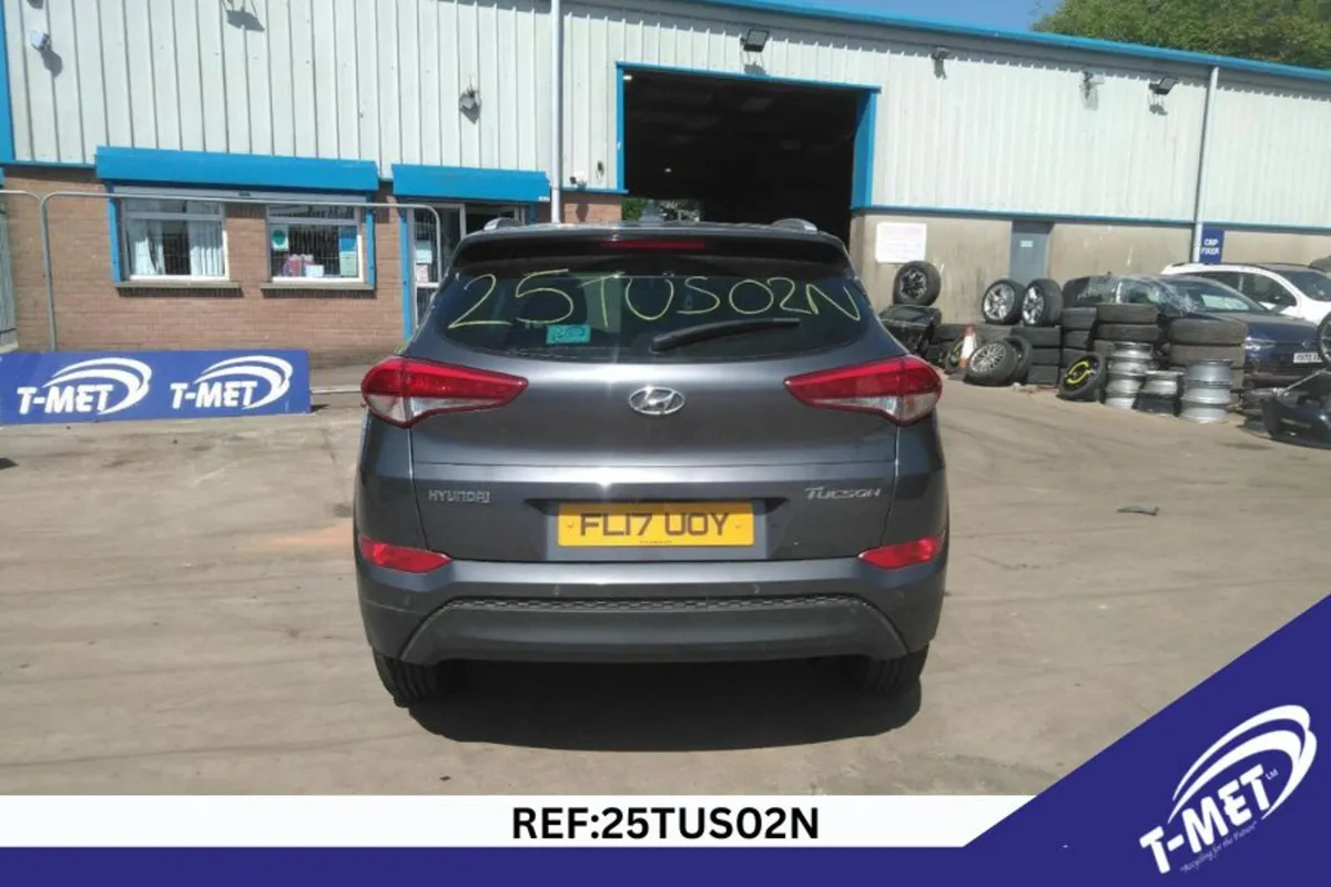 2017 HYUNDAI TUCSON BREAKING FOR PARTS - Image 3