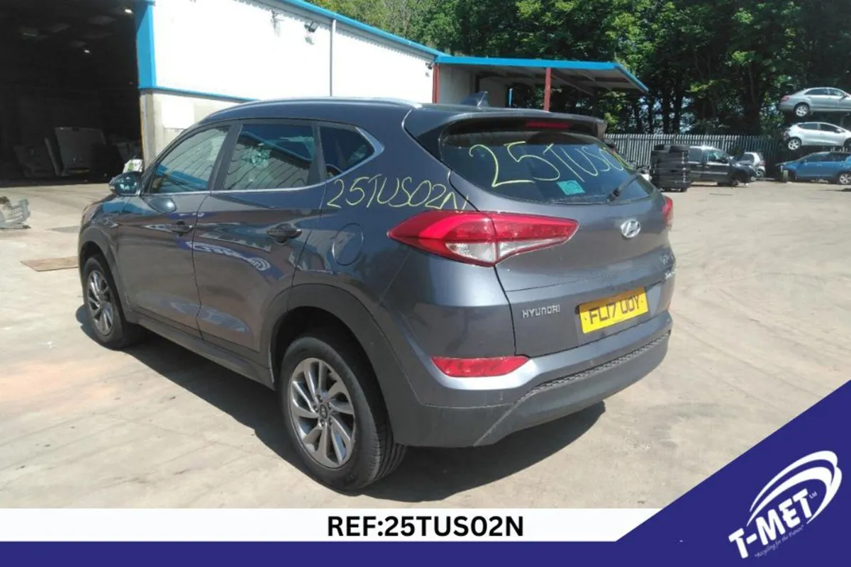 2017 HYUNDAI TUCSON BREAKING FOR PARTS - Image 4
