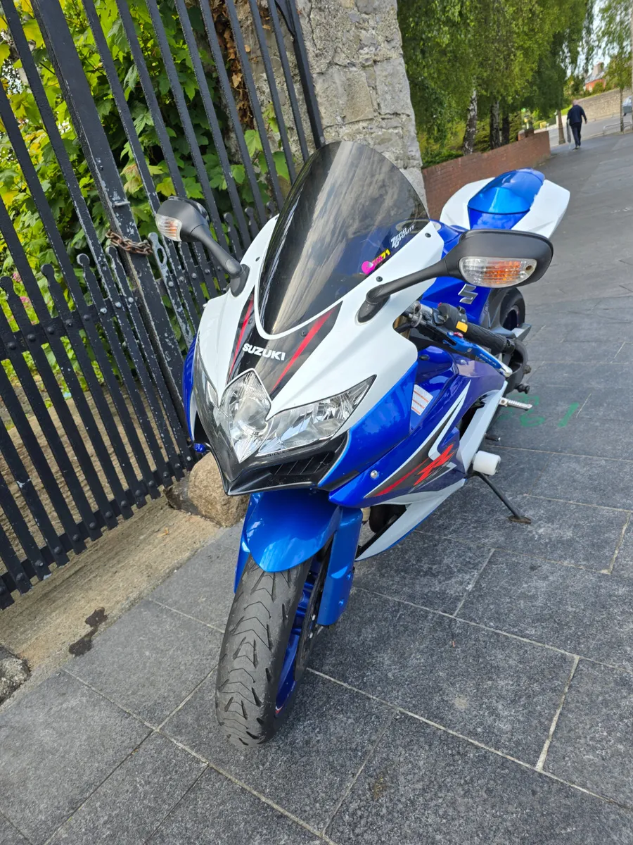 2010 SUZUKI GSXR 600 MOTO4U - Image 2