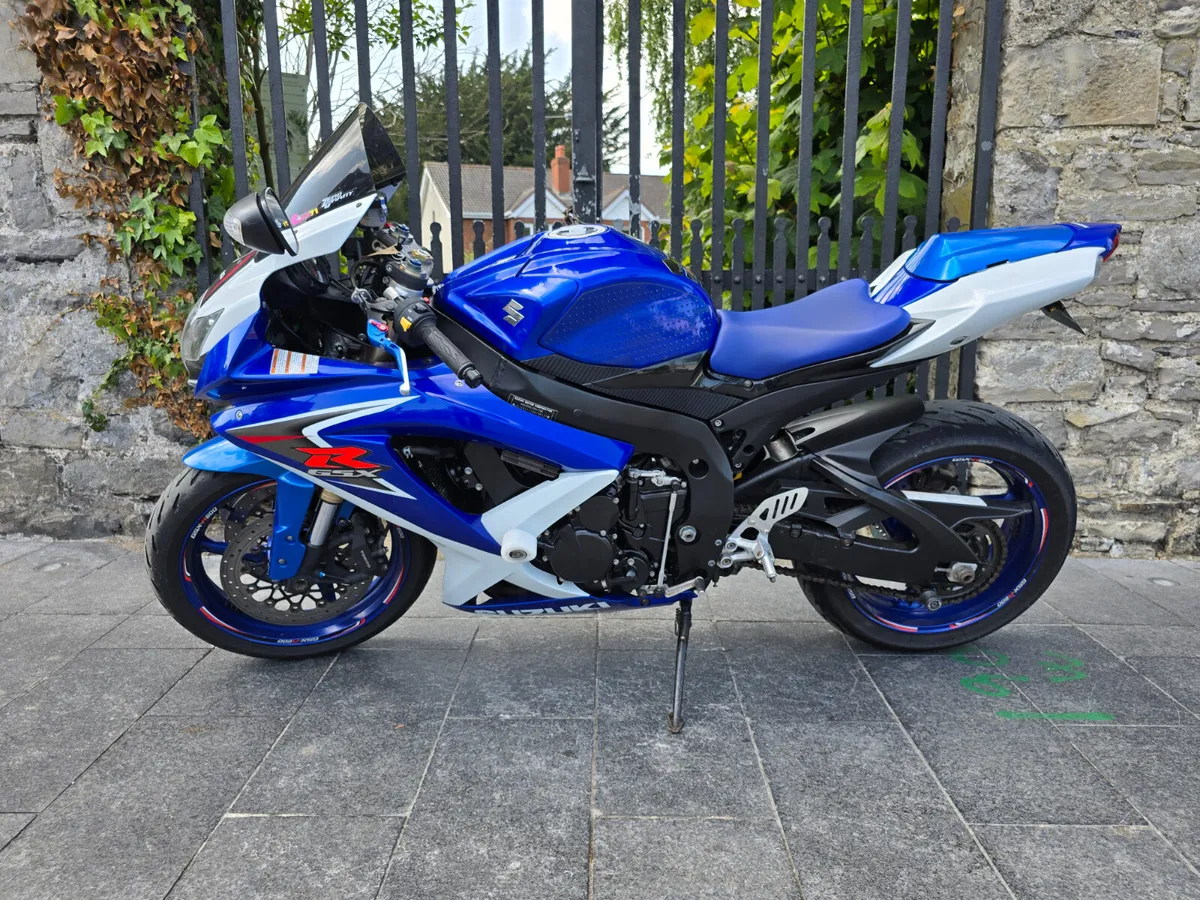 2010 SUZUKI GSXR 600 MOTO4U - Image 3