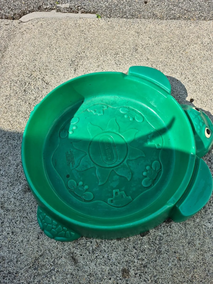 Little tikes turtle sandbox - Image 3