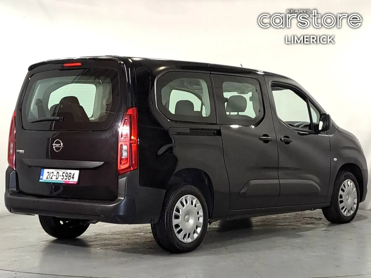Opel Combo 1.5 Turbo D 100PS Energy XL 7 Seater - Image 3