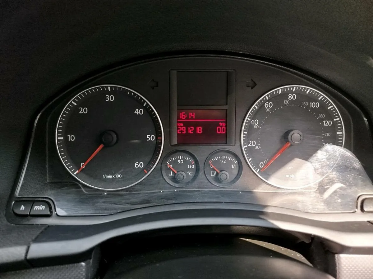 Volkswagen Golf - Image 3