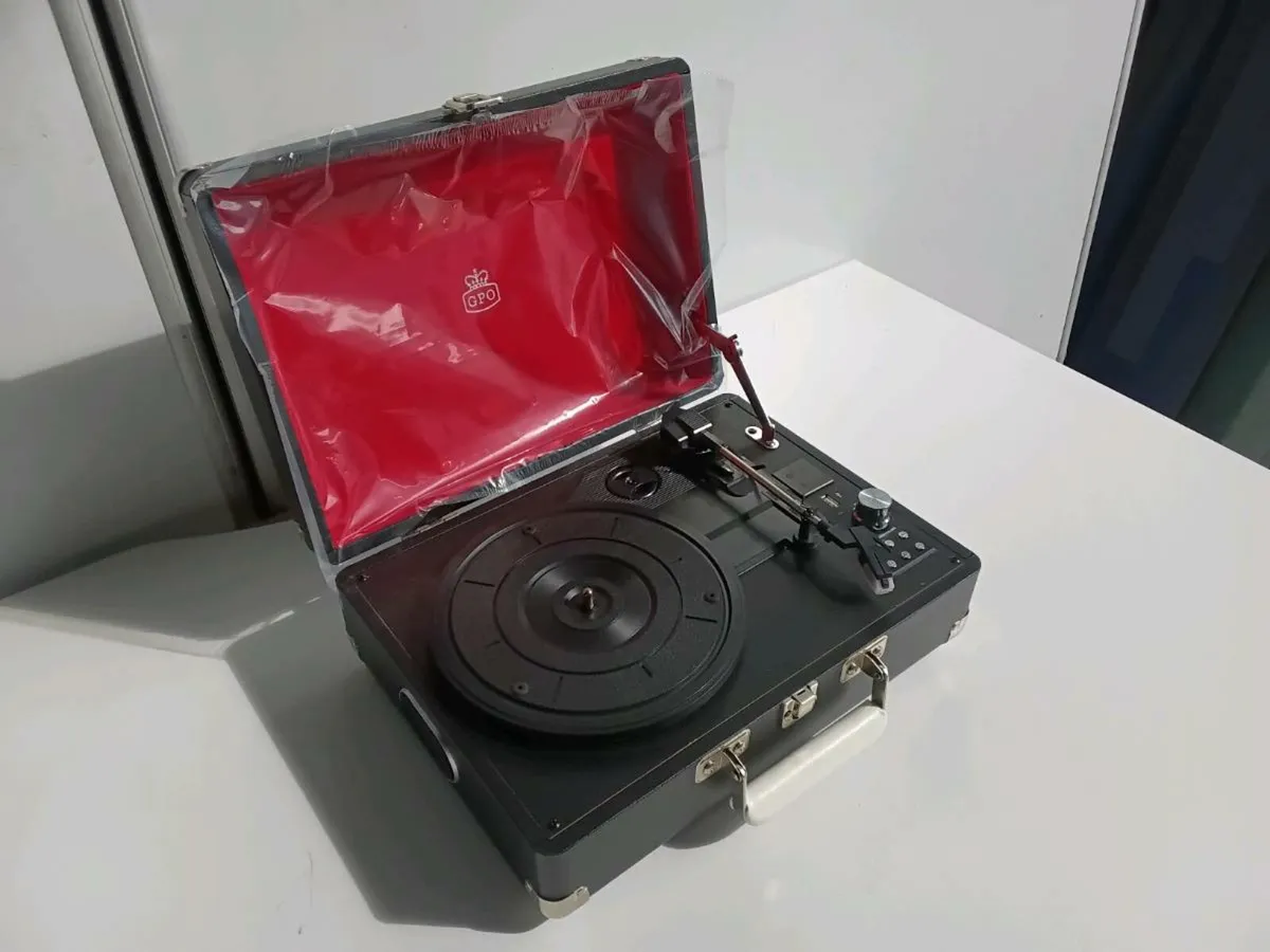 GPO Attache Turntable/Record Player - Image 2