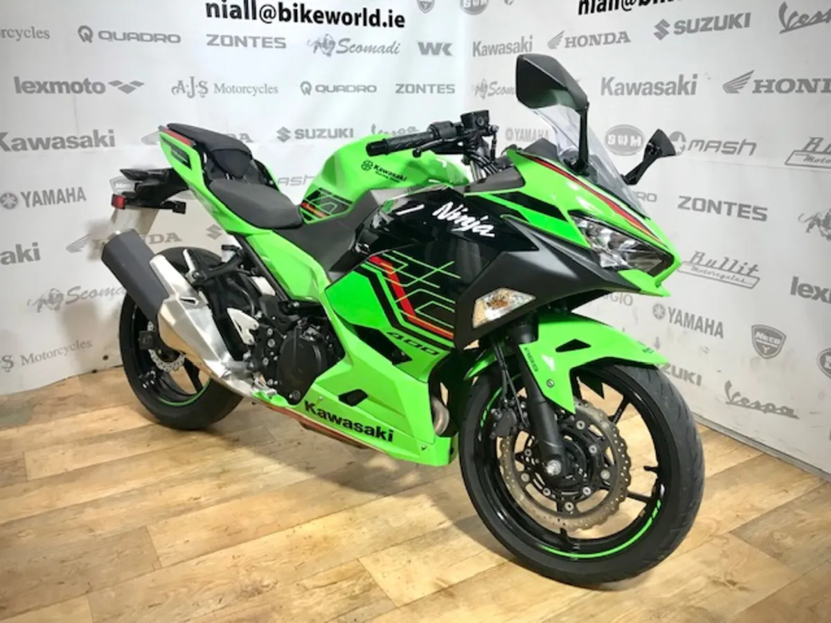 PRE-OWNED Kawasaki Ninja 400 2022 - Image 3