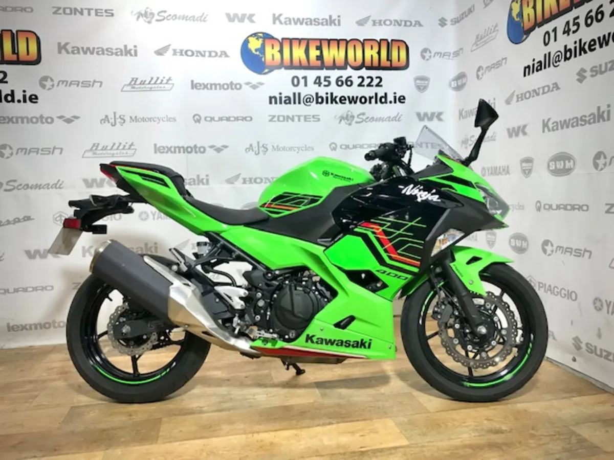PRE-OWNED Kawasaki Ninja 400 2022 - Image 2