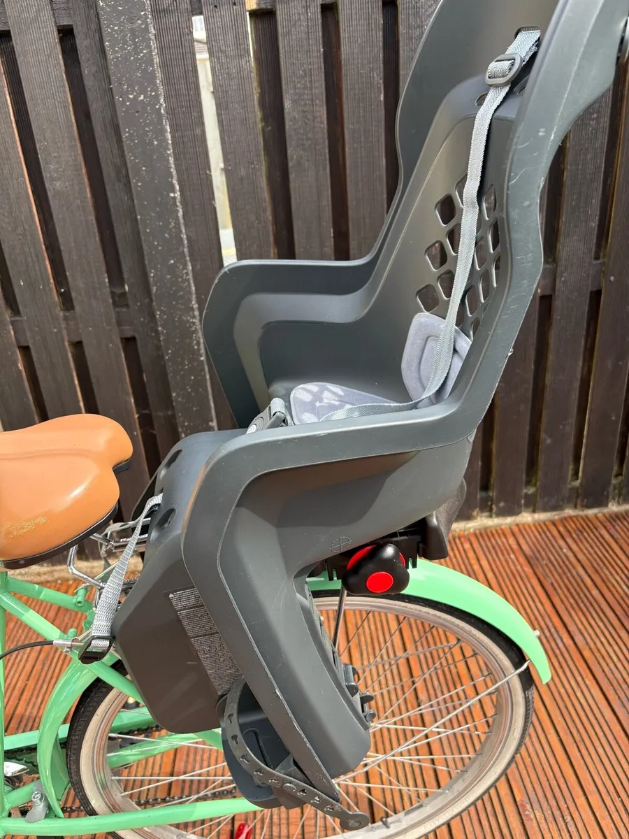 Child’s bike seat - Image 2