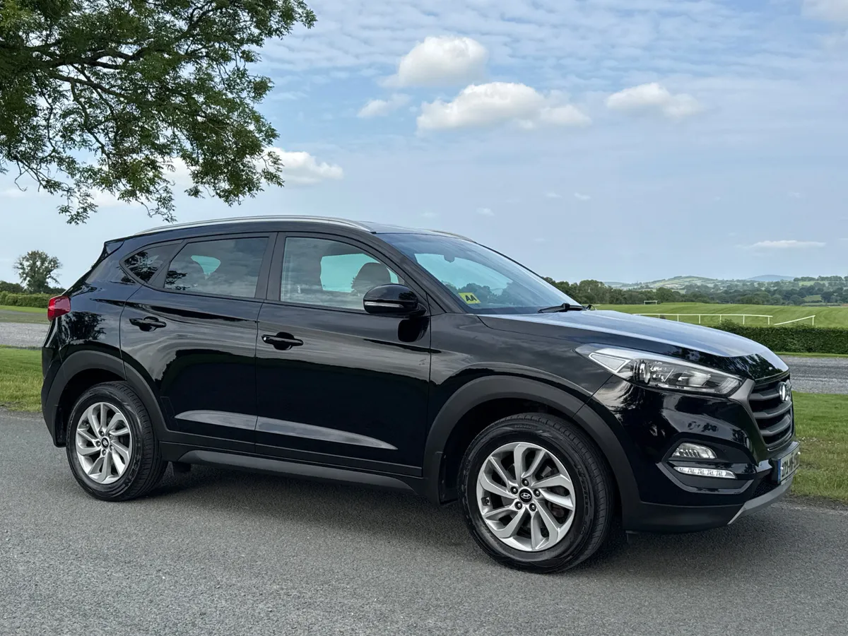Hyundai Tucson 2017 EXECUTIVE - Image 2