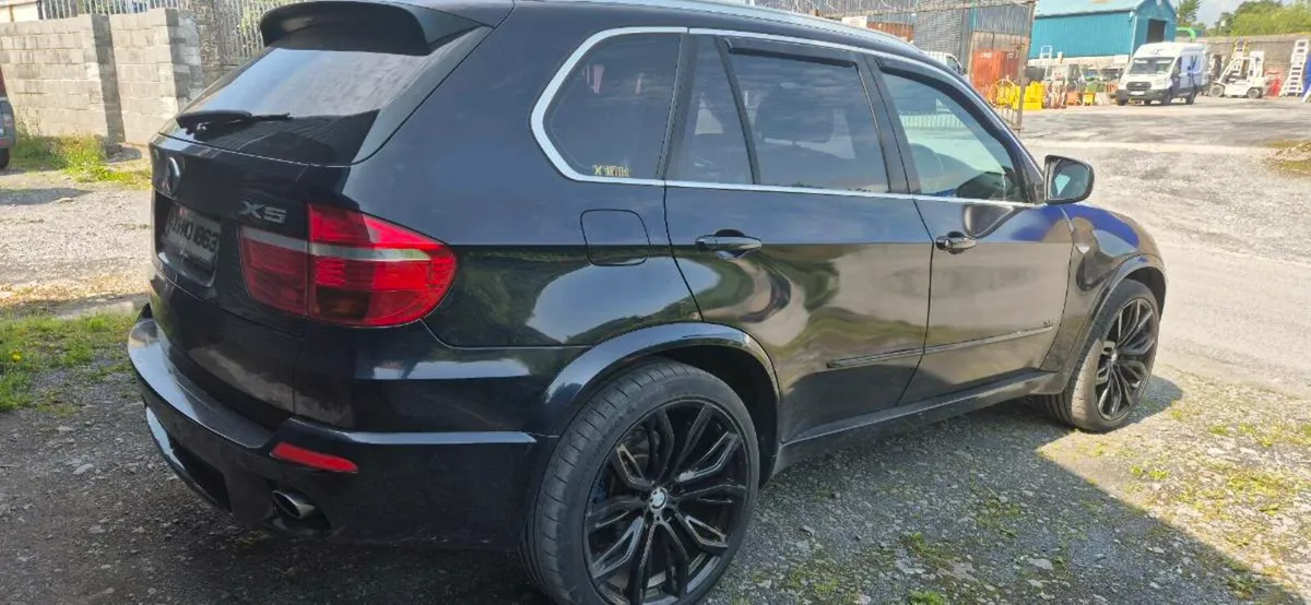 BMW X5 CREW CAB DOE 11/25 PRICE 7800 EUR - Image 3