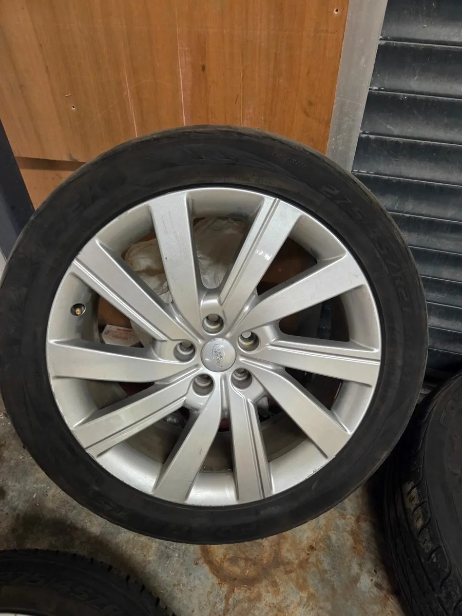ORIGINAL ALLOY WHEELS RANGE ROVER - Image 4