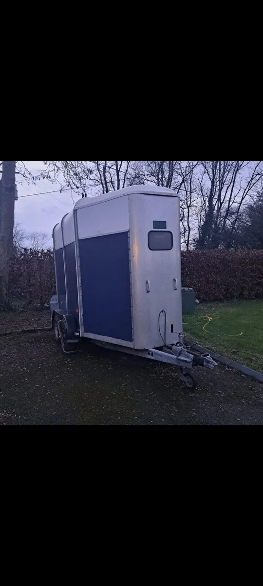 Ifor Williams horsebox double horsebox - Image 3