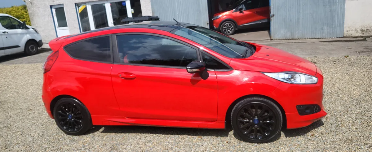 Ford Fiesta 2016 Red Edition 57000km - Image 1