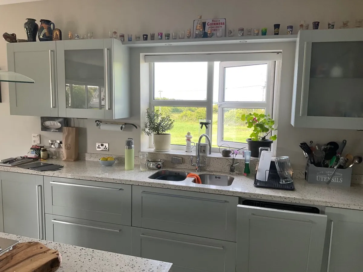 Kitchen - Image 2