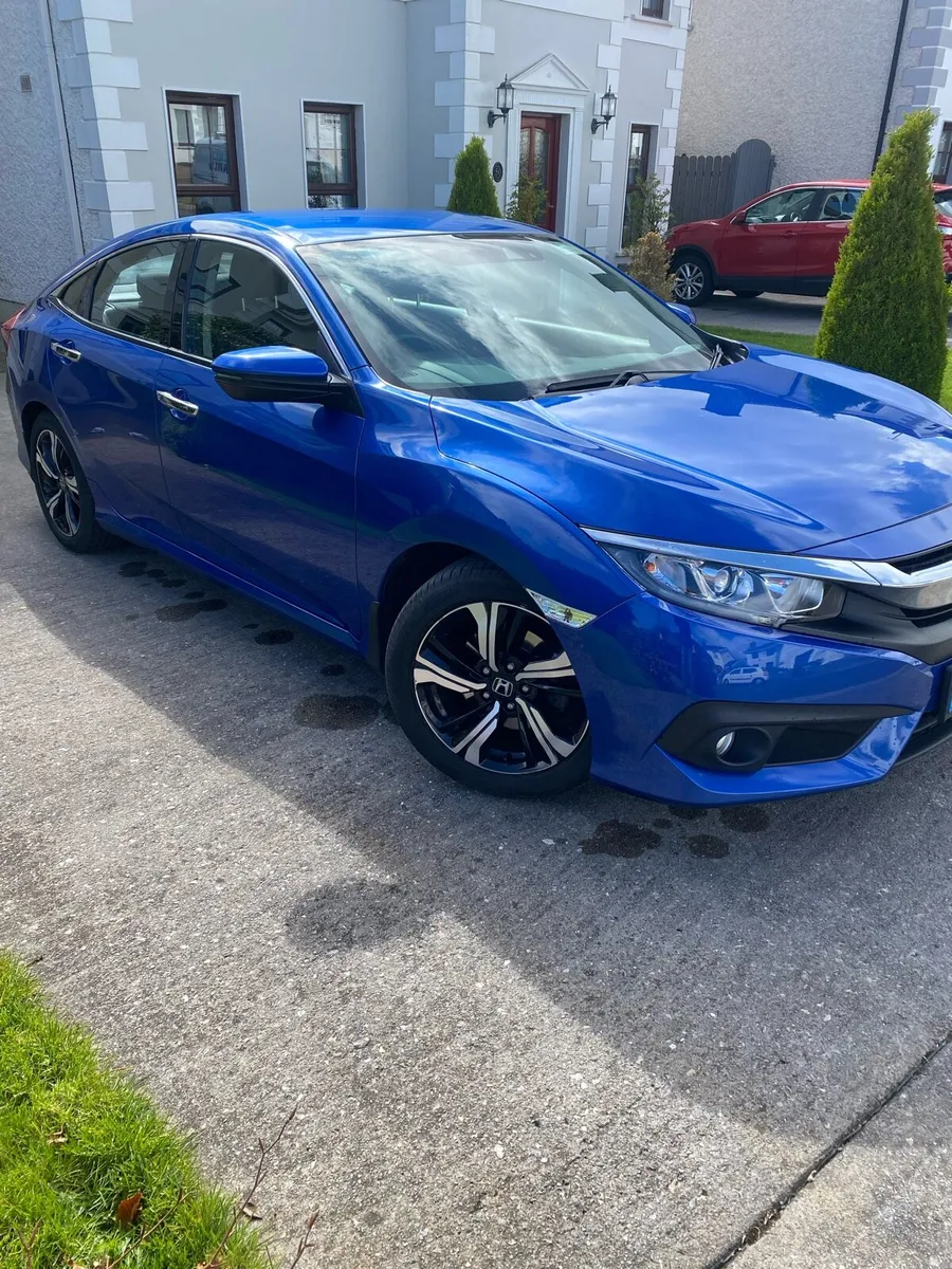 202 Honda Civic Smart Plus + 1.6 Diesel - Image 1