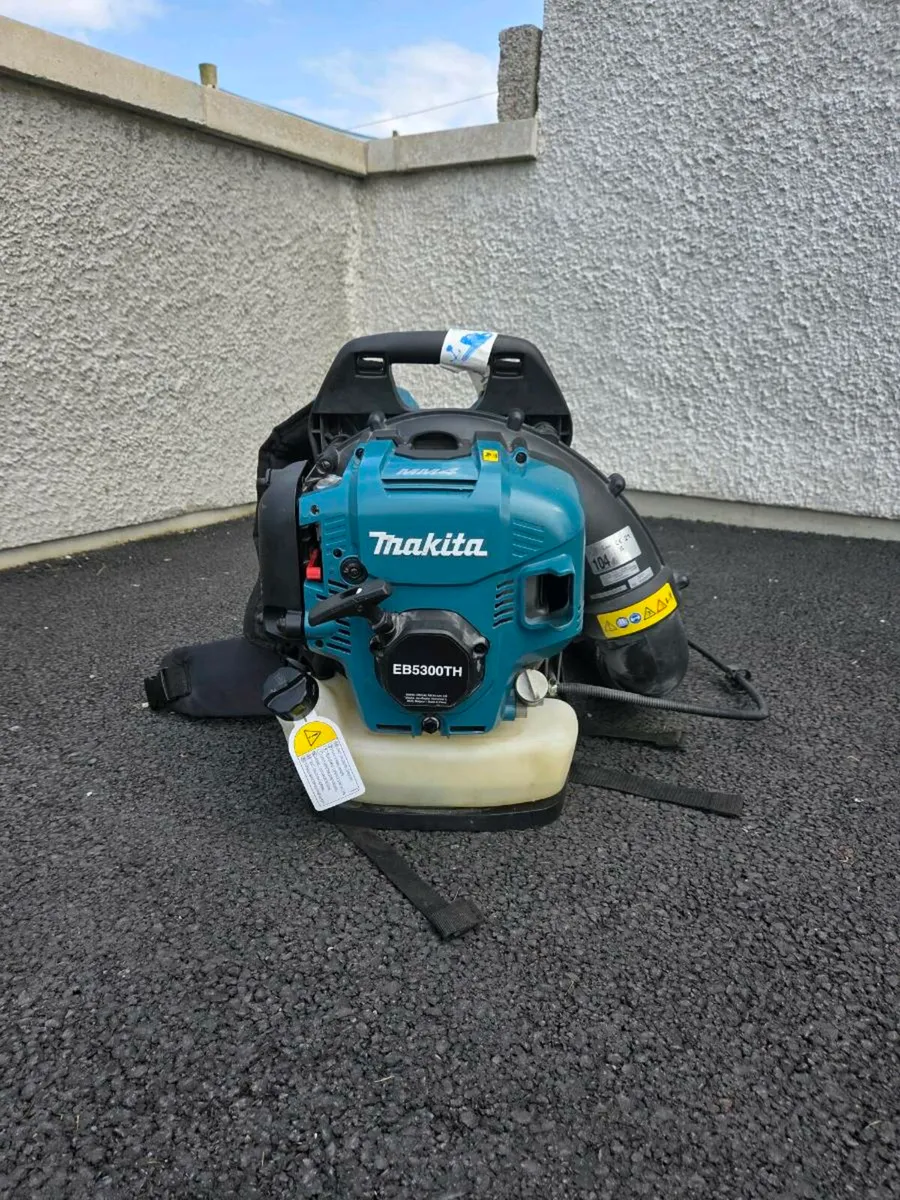 Makita Eb5300th Back Pack Leaf Blower - Image 1