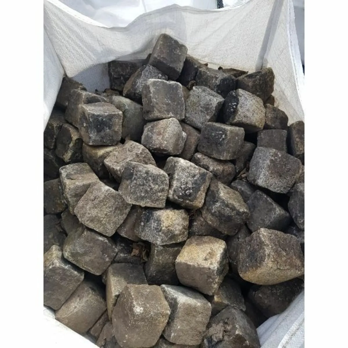 Reclaimed Cobblestone Granite - Image 4