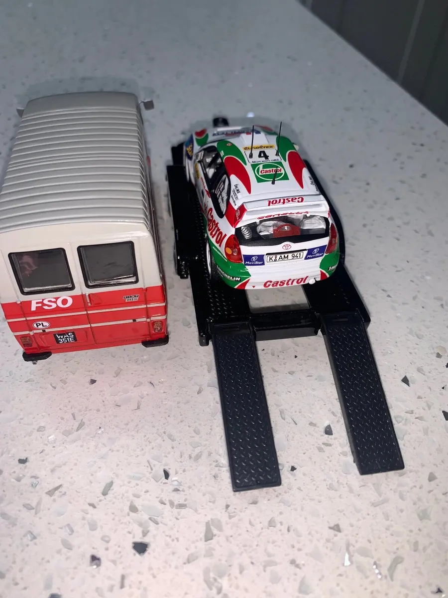 Wrc rally Toyota Corolla castrol - Image 2