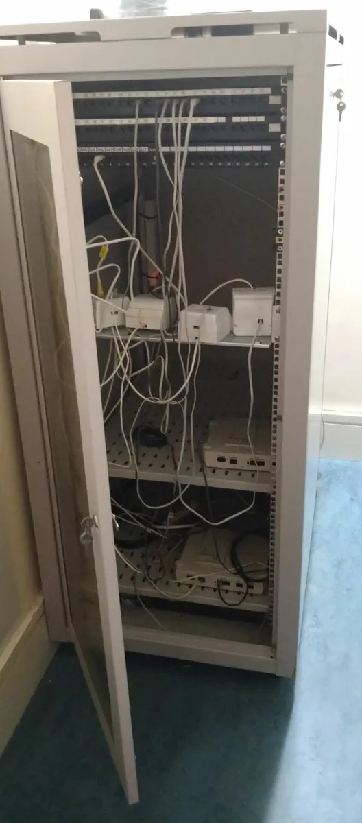 Network Cabinet