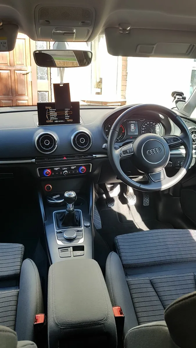 2015 Audi A3 (8V) Sportback Black Edition 2.0 TDI - Image 2