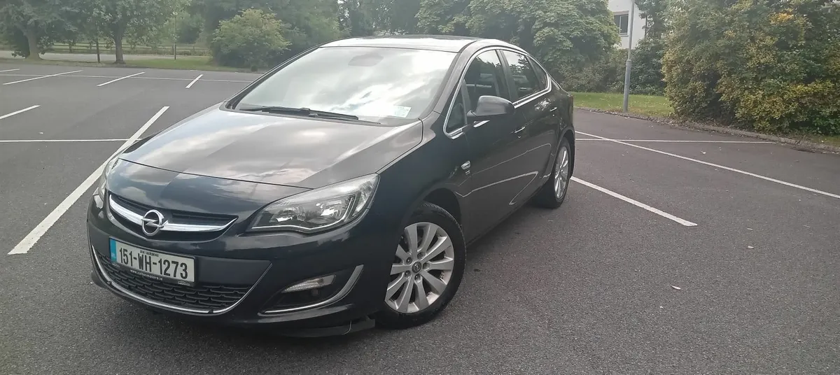 Opel Astra 2015 - Image 3