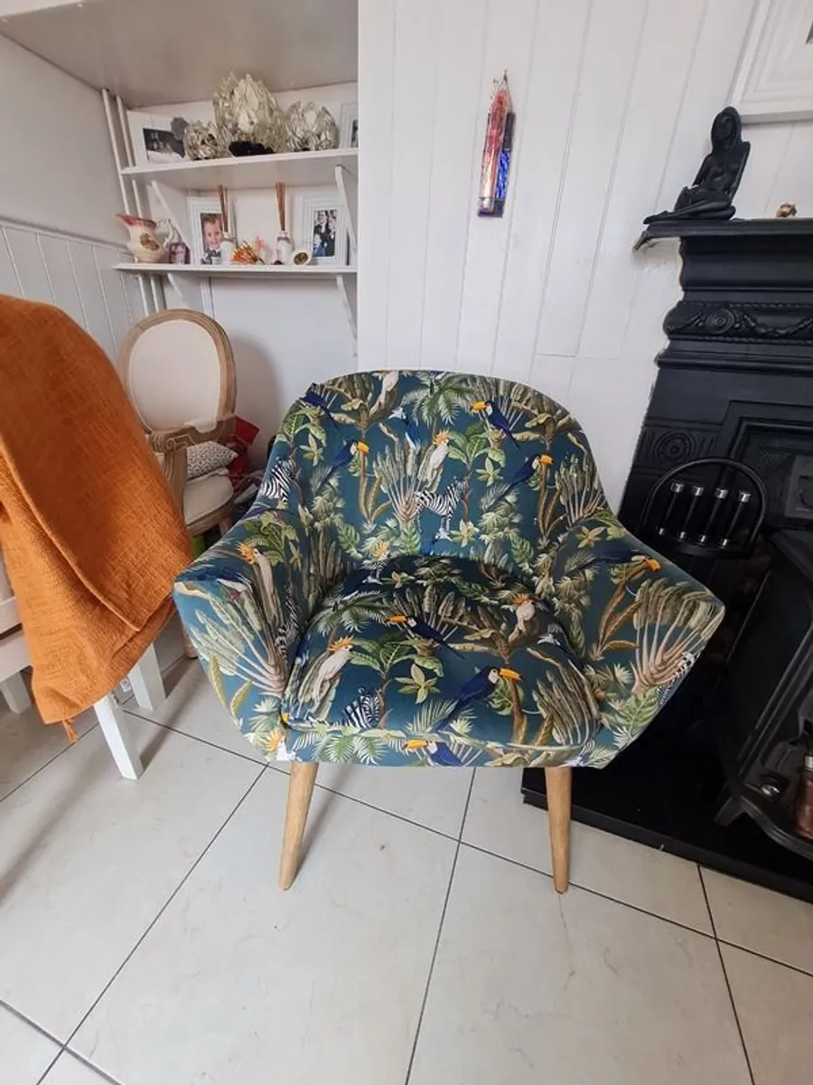 2 tropical arm chairs - Image 1