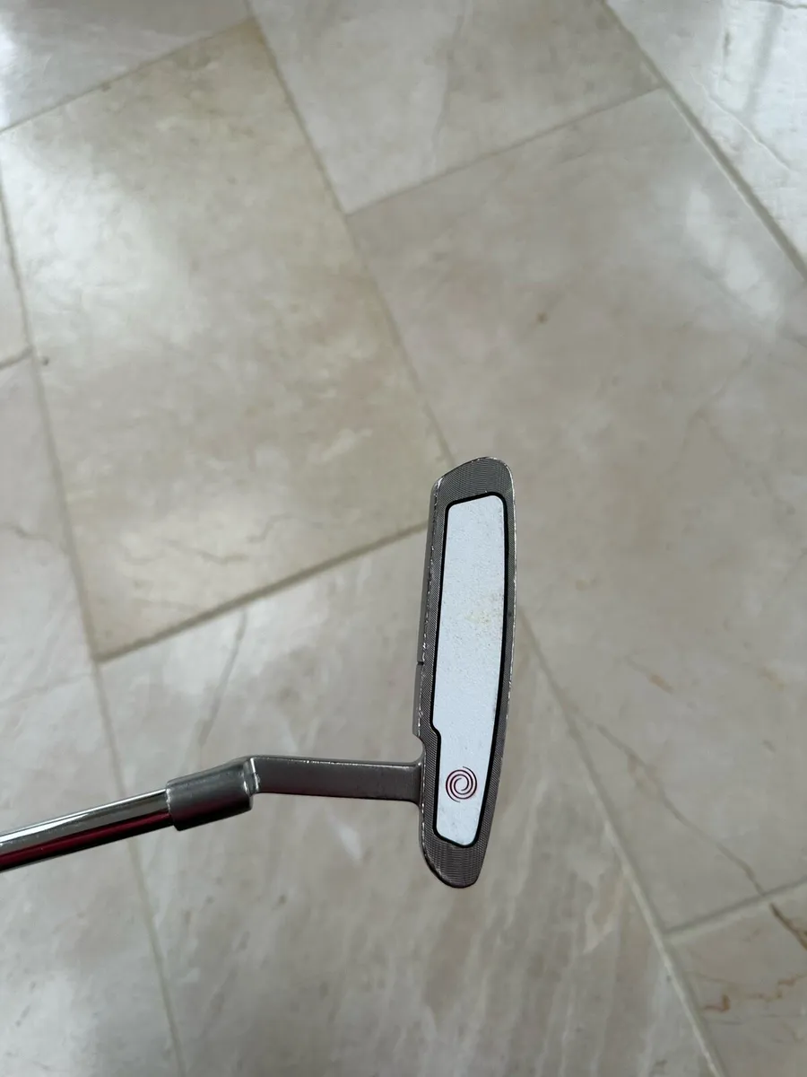 Odyssey White Pro 1 Putter LH + Headcover - Image 4