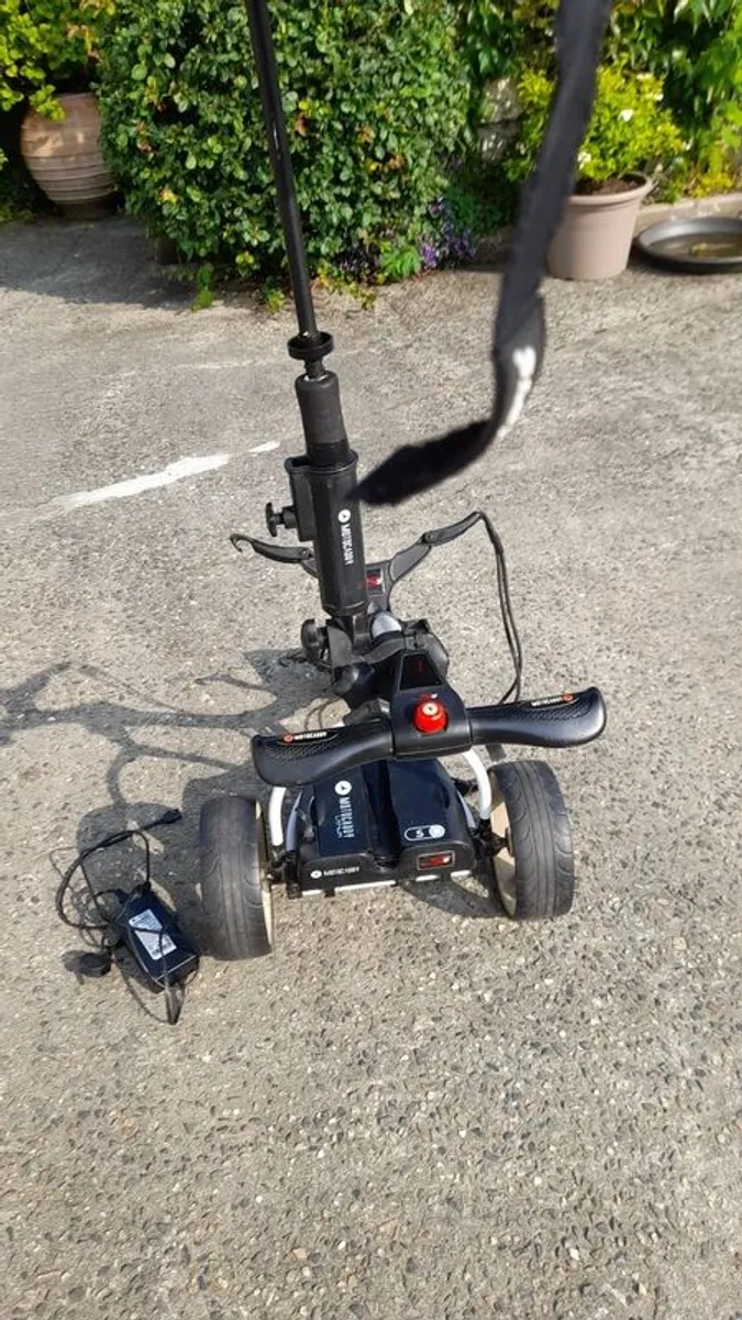 Golf moto caddy for sale. - Image 3