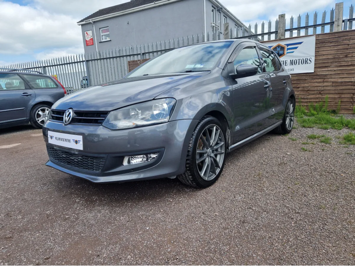Volkswagen Polo DBA-6RCBZ 5DR AUTO - Image 4