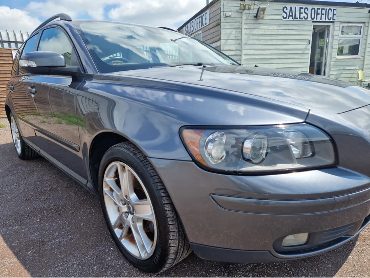 Volvo V50 1.8 SE 5DR - Image 2
