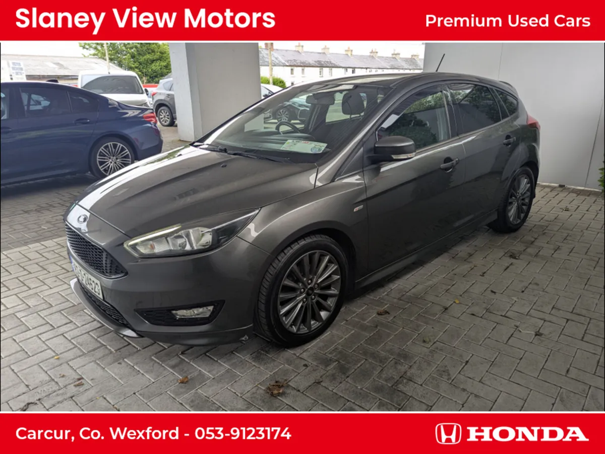 Ford Focus 1.0 ST-LINE ECOBOOST 140 140PS 5DR T - Image 4