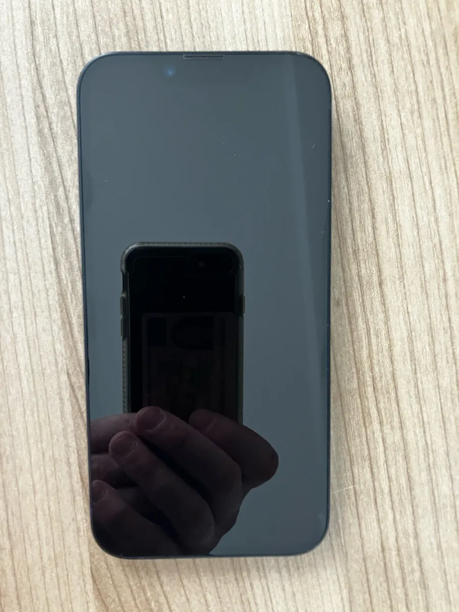 iPhone 14 Midnight Black 256 GB Unlocked - Image 3