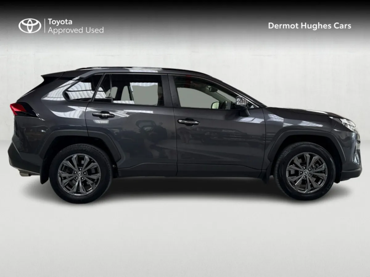Toyota RAV4 RAV4 HYBRID PLATINUM FWD - Image 3