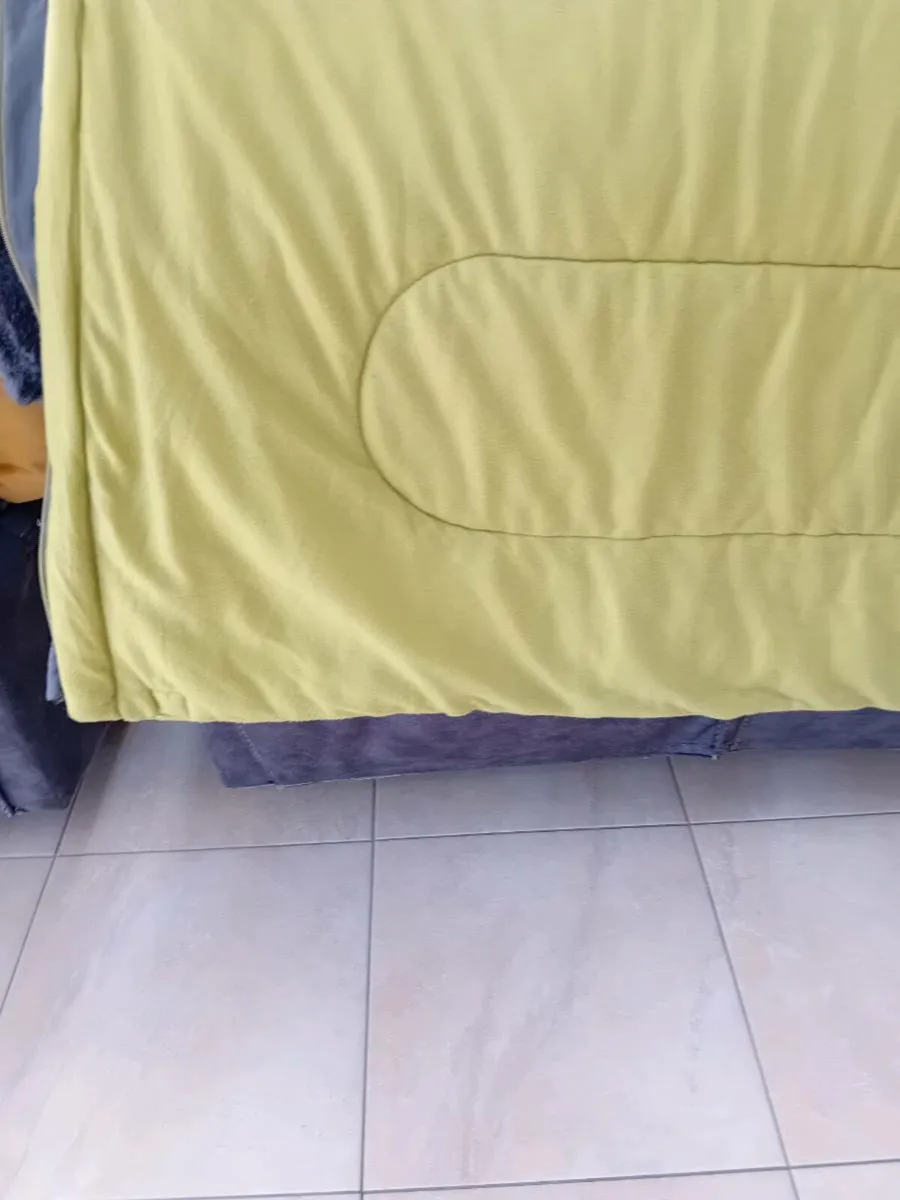 3 SLEEPING BAGS - Image 3