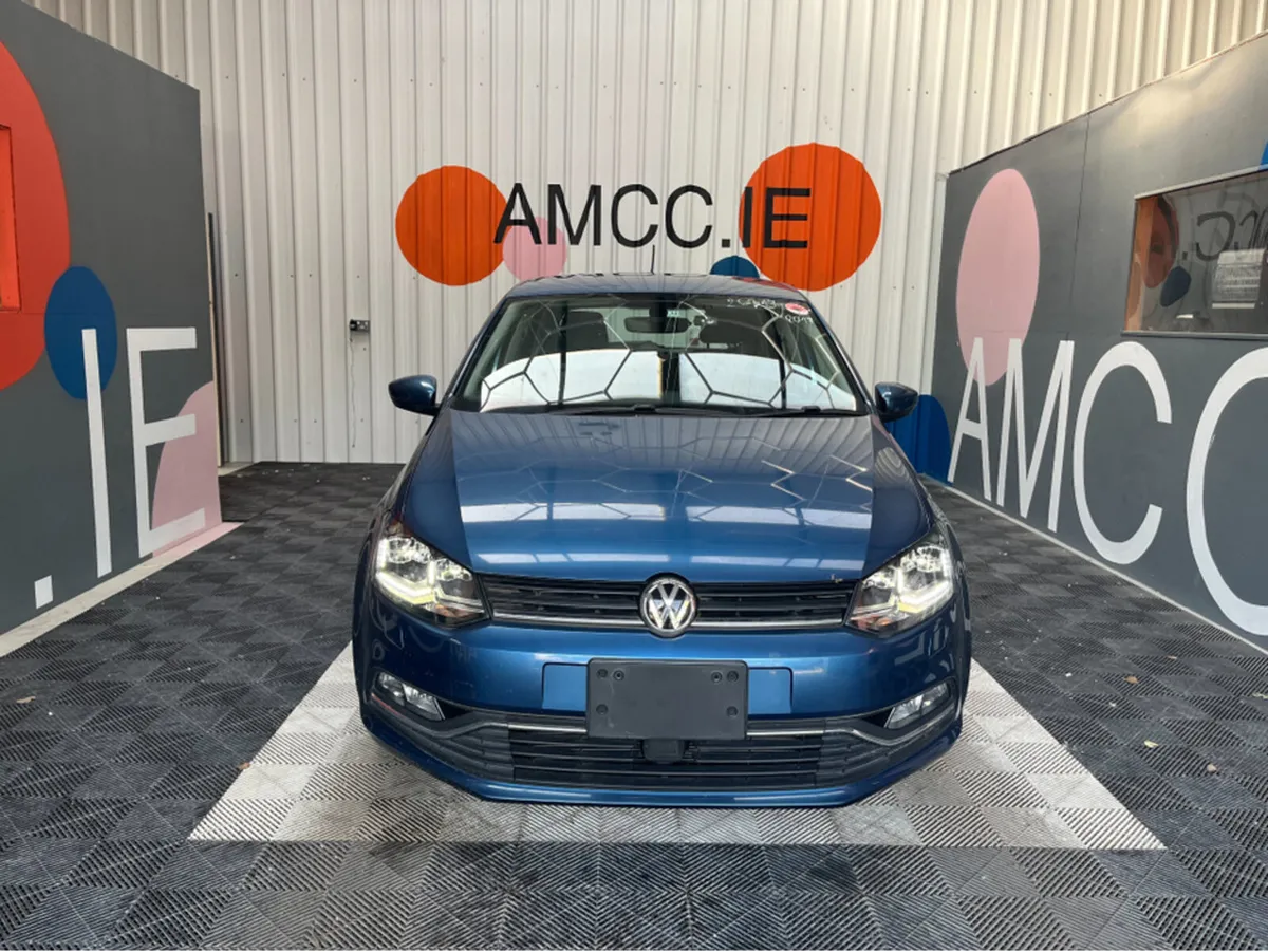 Volkswagen Polo POLO AUTOMATIC TSI COMFORT LINE / - Image 2