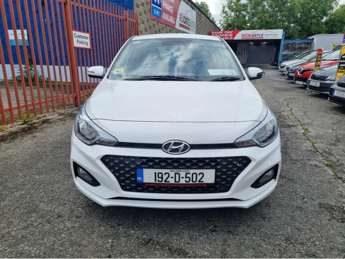 Hyundai i20 ACTIVE CLASSIC 5DR - Image 2