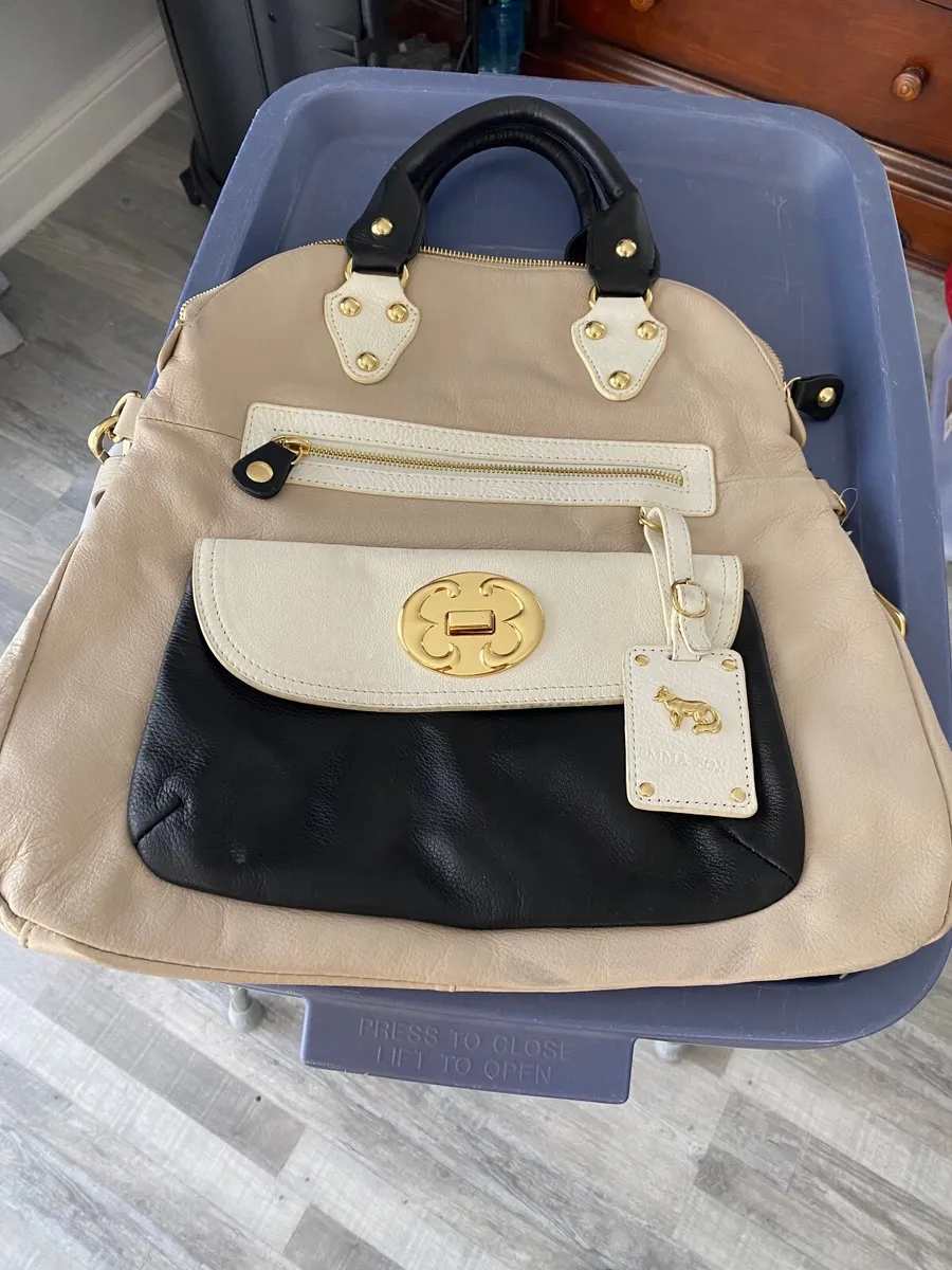 Ladies handbags - Image 4