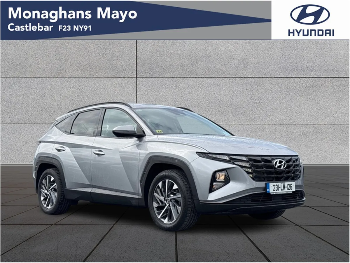 Hyundai Tucson EXECUTIVE 1.6 DIESEL 5DR - Image 1
