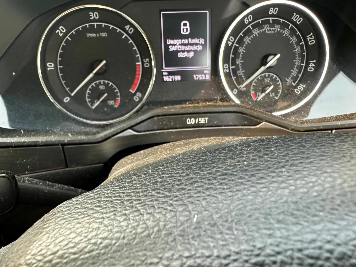 Skoda Superb 2017 - Image 3