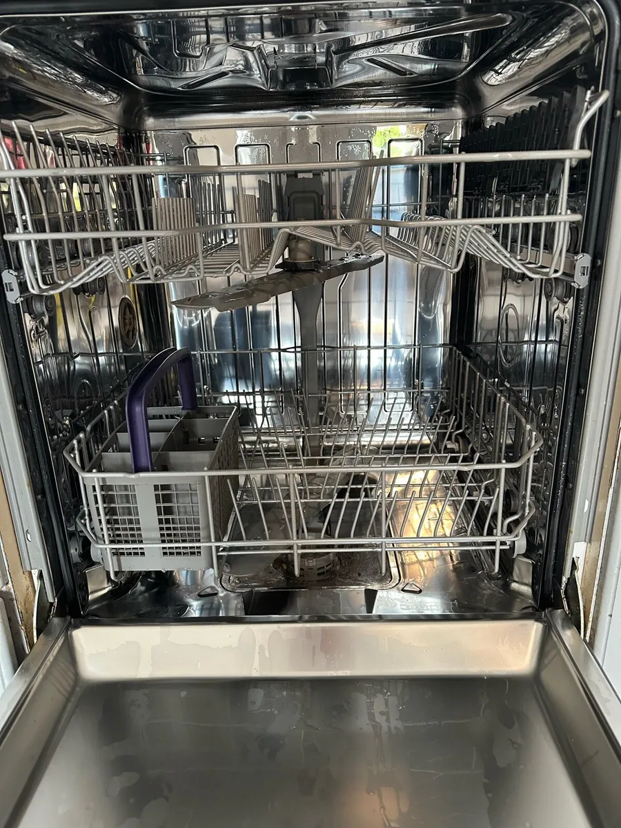 Integrated Beko Dishwasher - Image 1