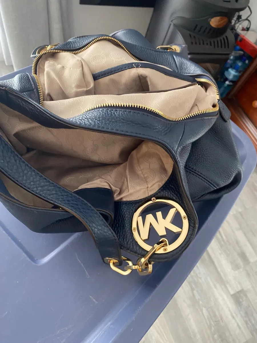 Ladies Michael Kors Handbag - Image 2