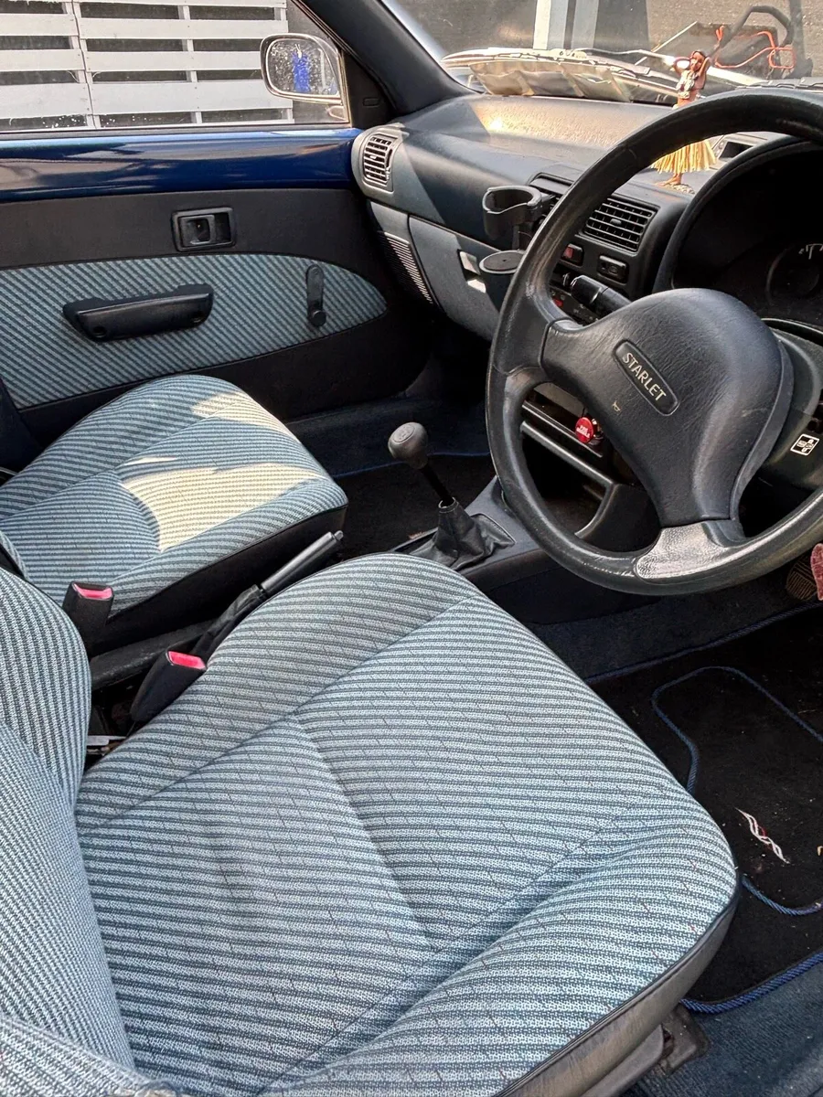 1991 Toyota Starlet 5 speed - Image 4