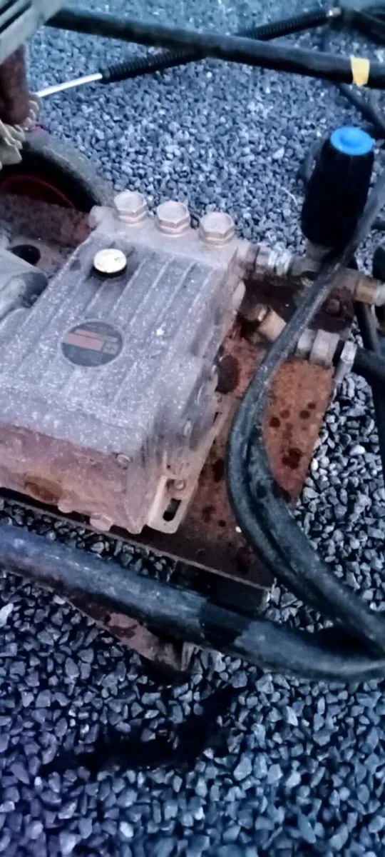Honda power washer 3000psi - Image 3