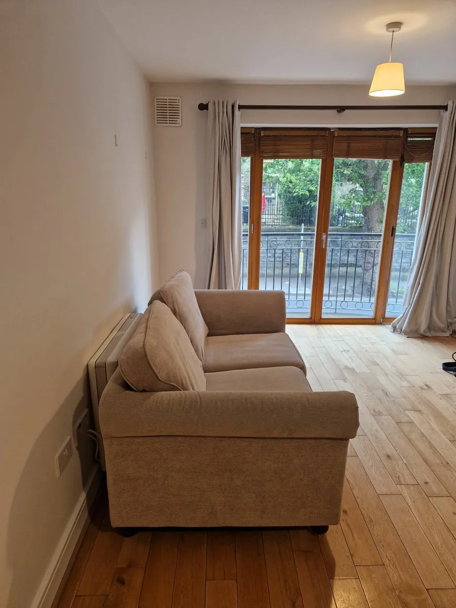 Couch 2 seater - Image 3