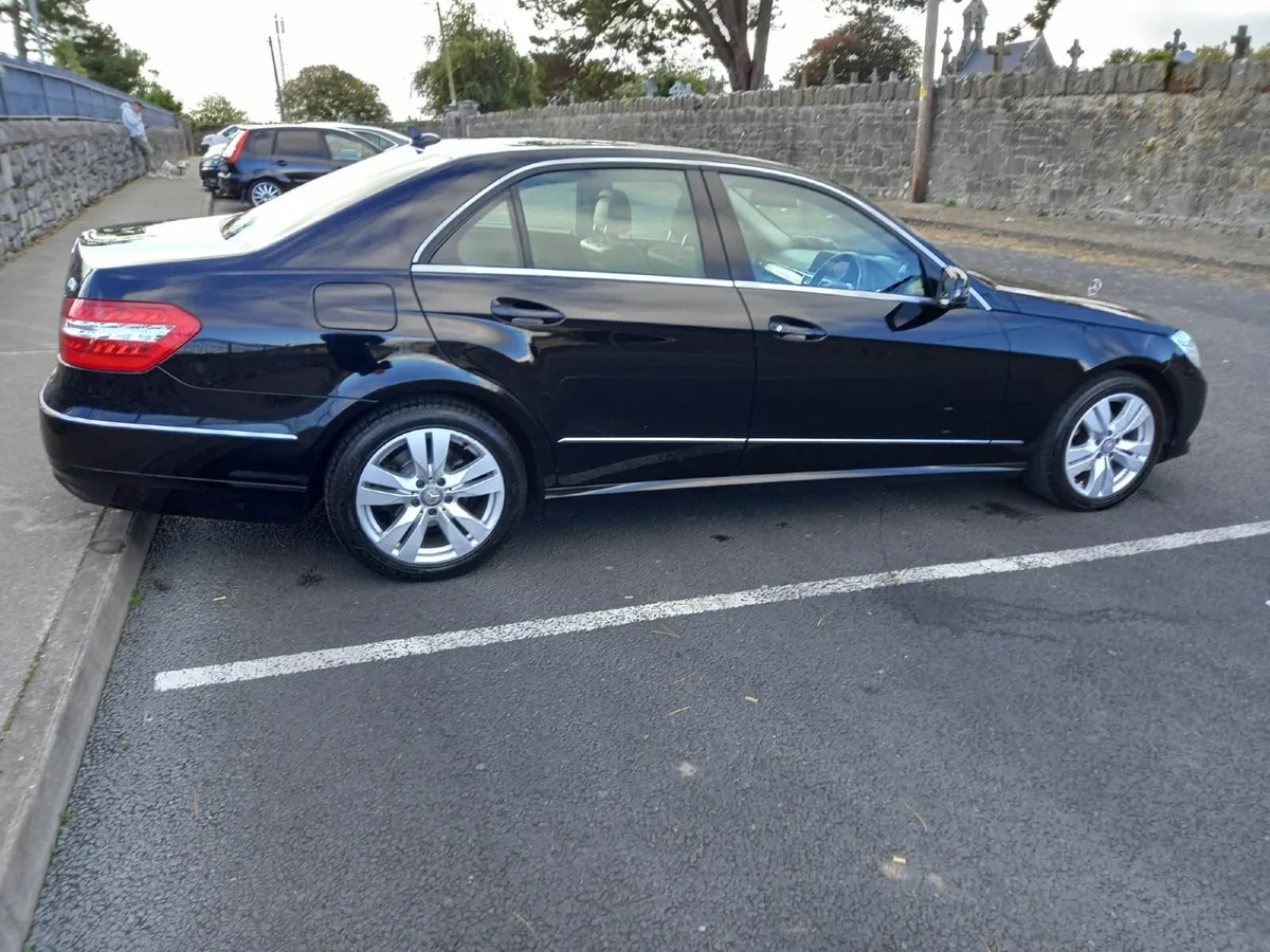 Shannon Airport Transfers - Image 4