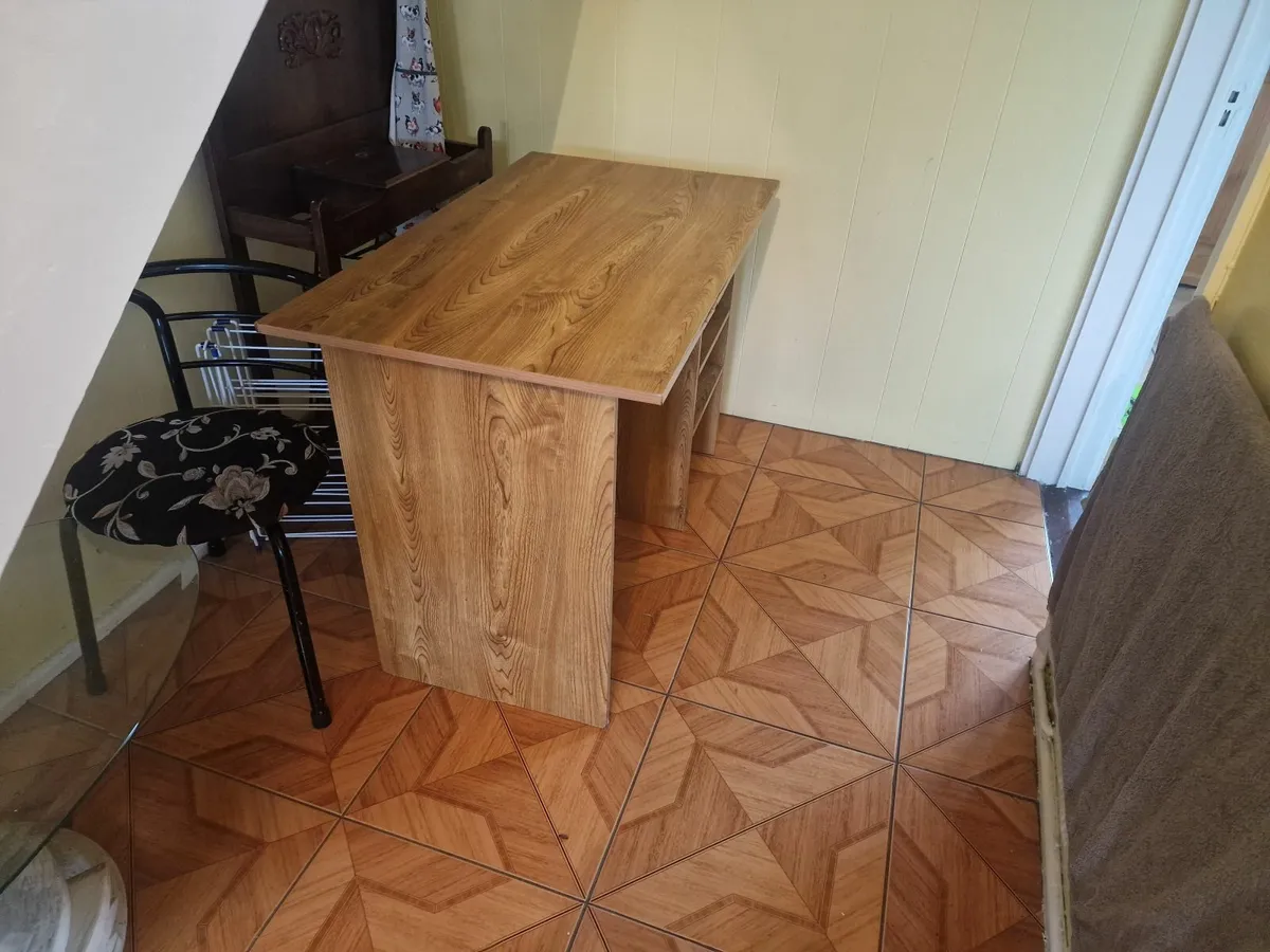 Computer Desk - Image 3
