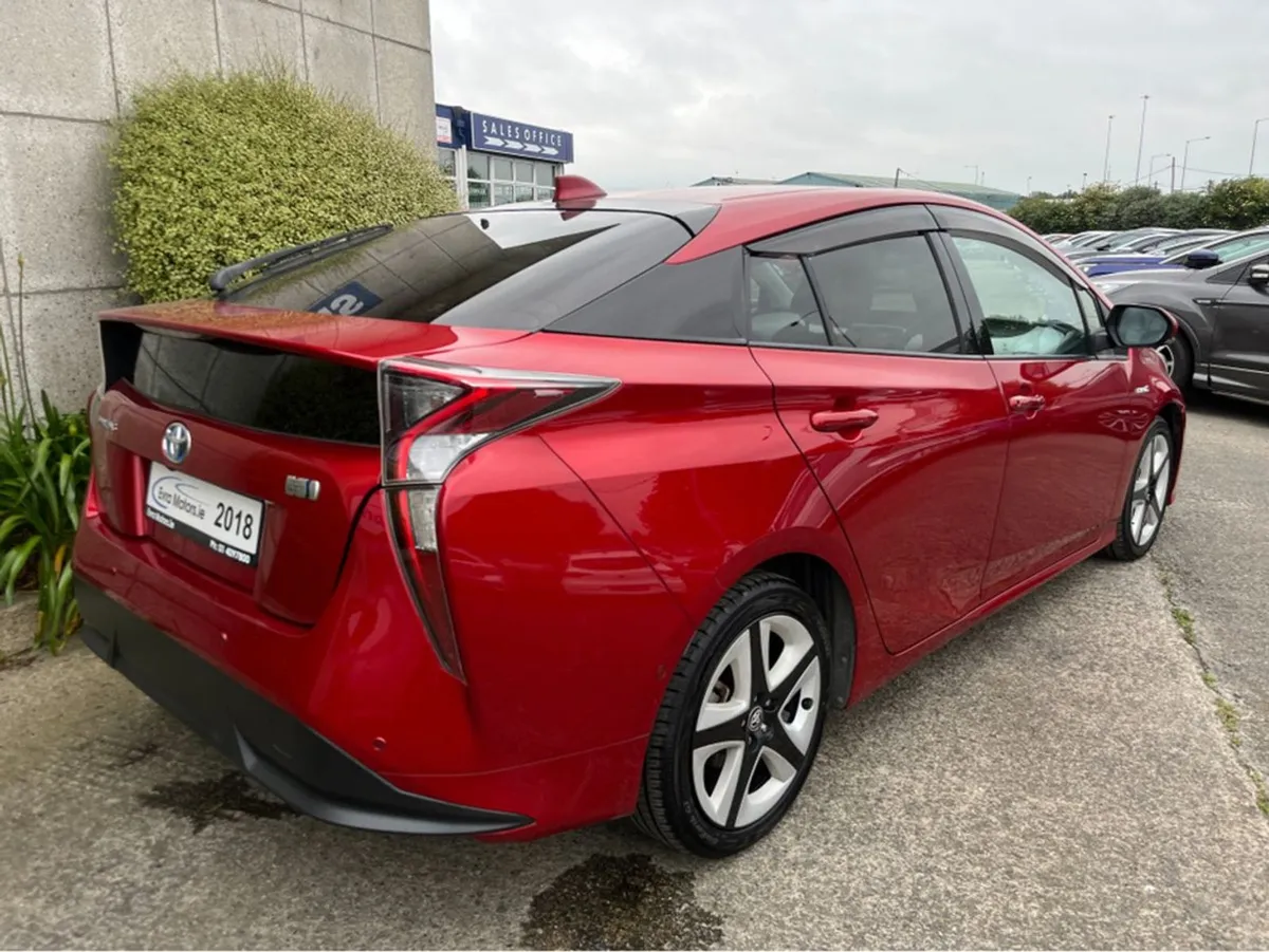 Toyota Prius Automatic 1.8 Petrol Hybrid //top Sp - Image 4