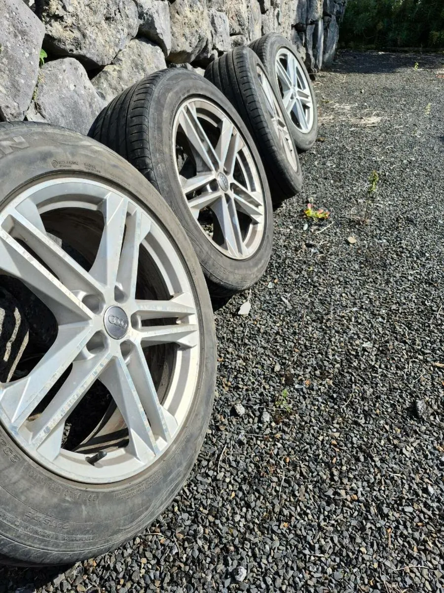 Audi 4 wheels - Image 2